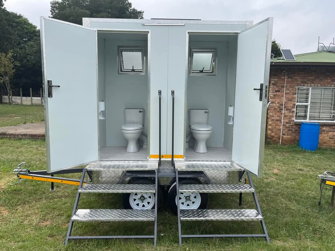 mobile vip toilet – male & female